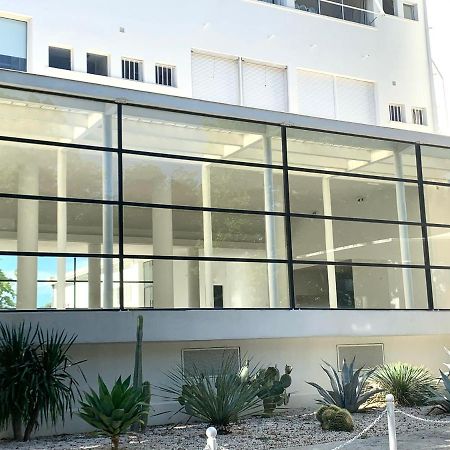 Elegant Studio Et Parking Dans Batiment Historique Saint-Tropez Exterior foto