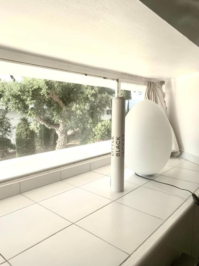 Elegant Studio Et Parking Dans Batiment Historique Saint-Tropez Exterior foto